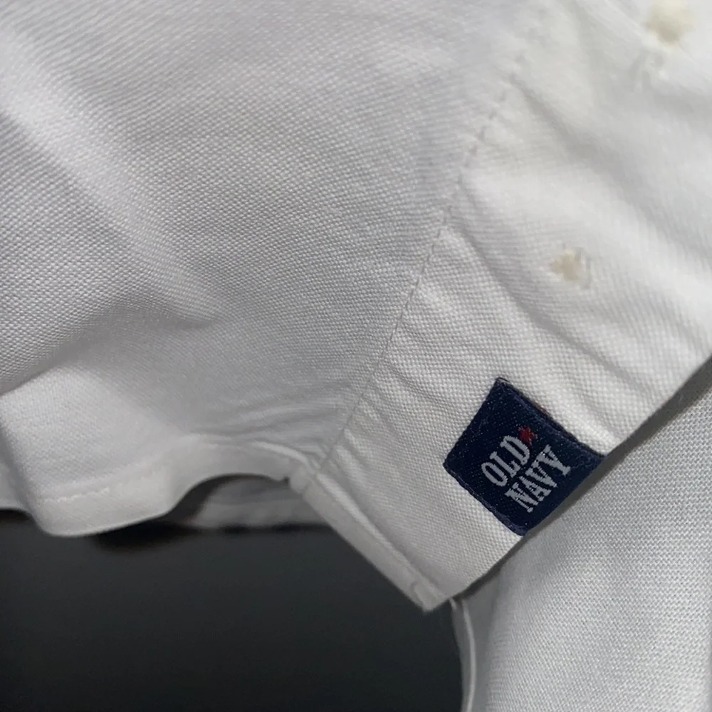 Button down - Picture 4 of 4